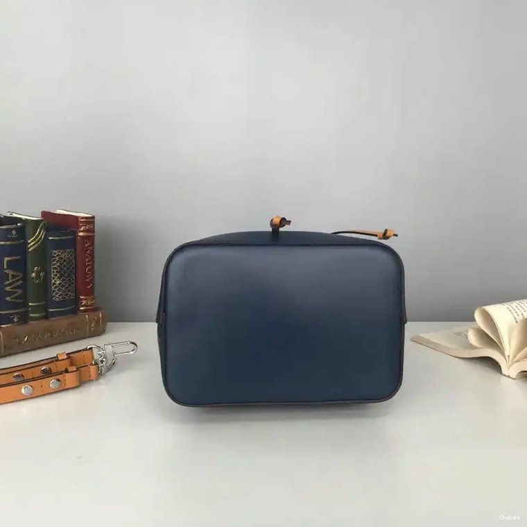 Bags LV 19T1L0025 0530